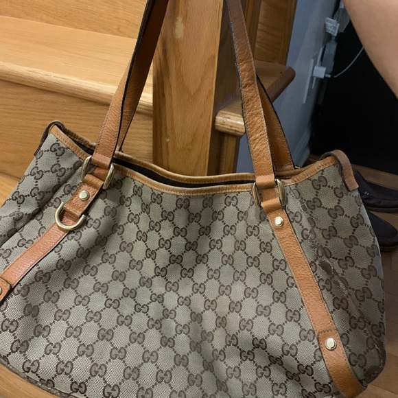 Gucci monogram shoulder bag - Picture 1 of 8